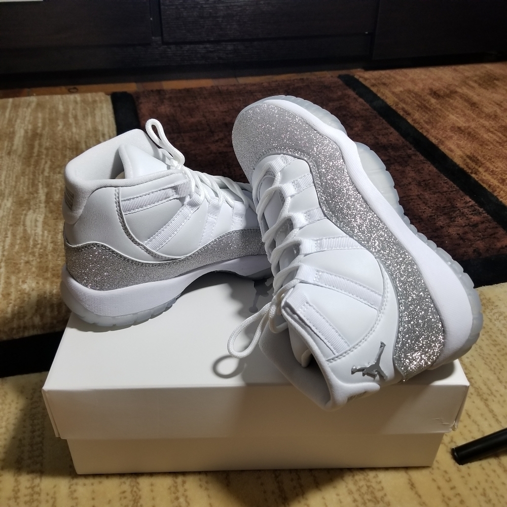 Air jordan 11 WMNS Metallic Silver